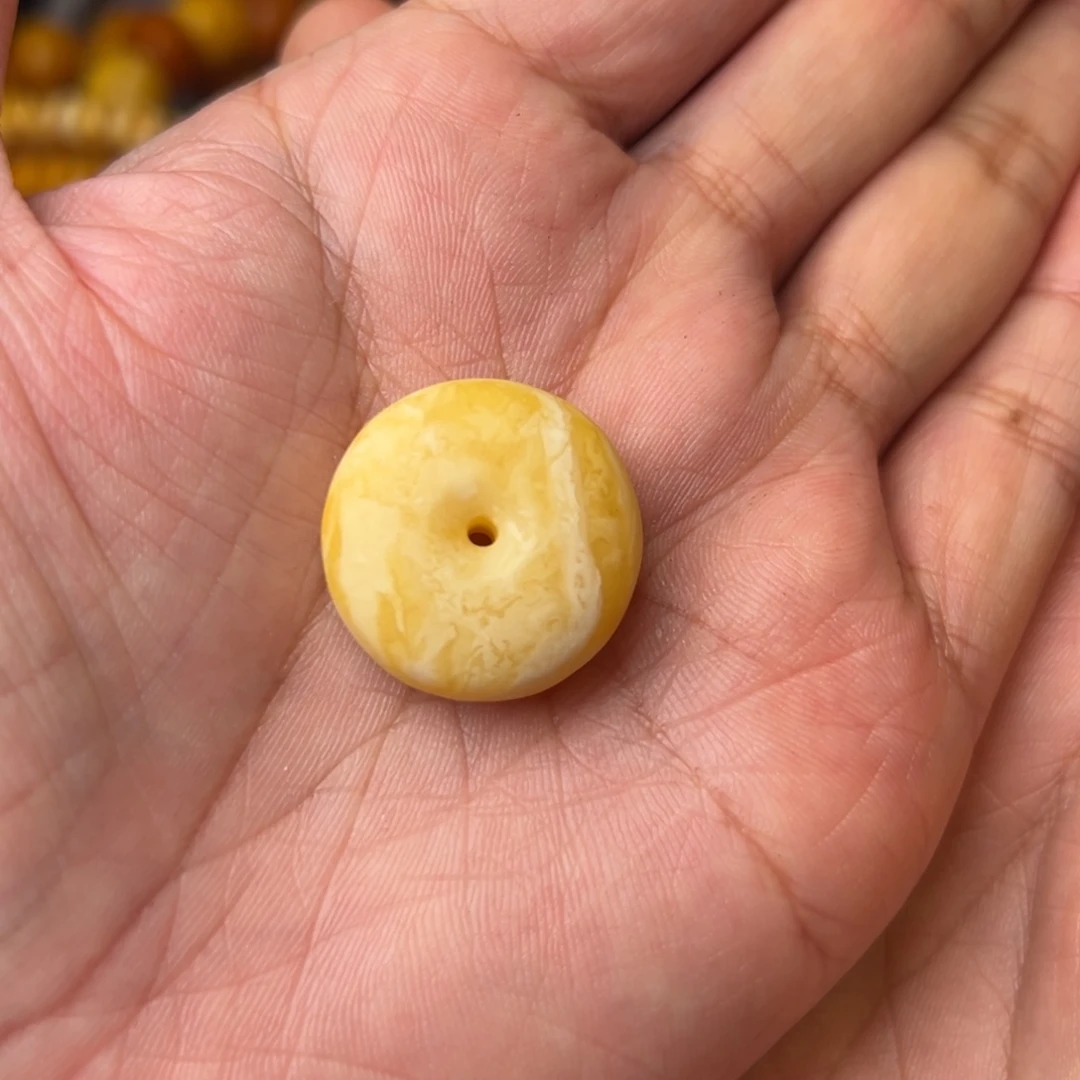 蜜蜡未镶嵌吊坠(不含链)