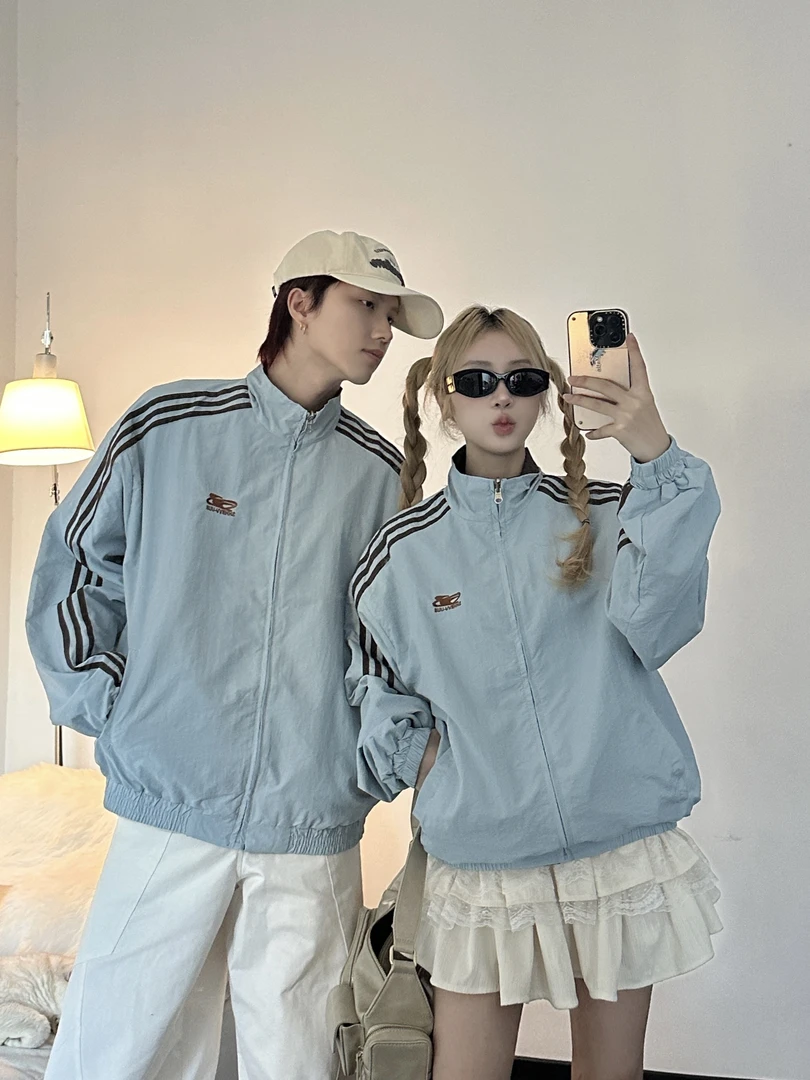 情侣装秋冬季新款时尚运动风双面穿ins风设计感男女外套风衣潮流