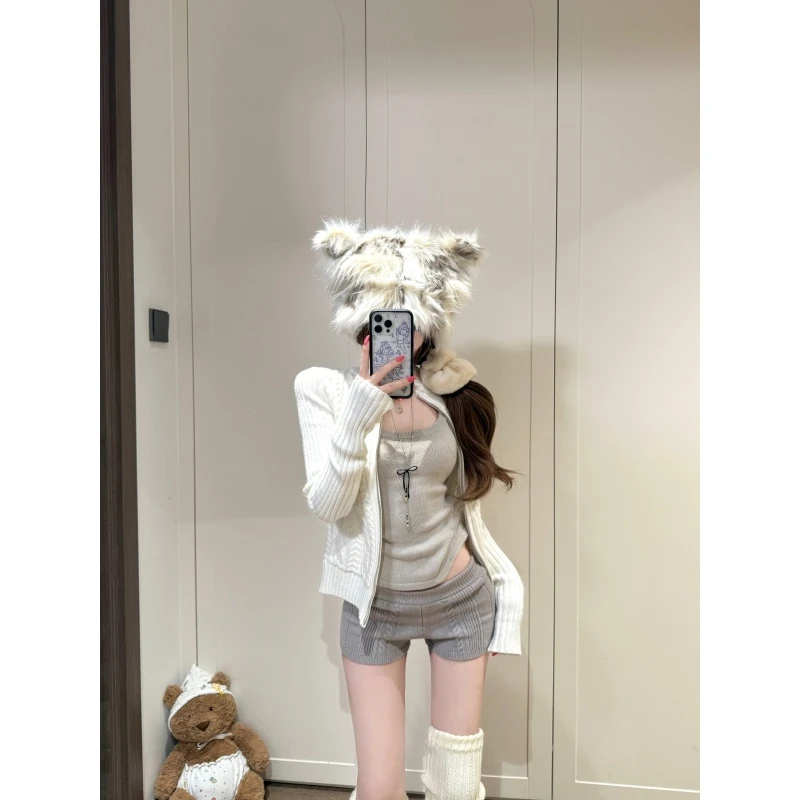 秋日ootd穿搭一整套女韩系立领拉链开衫针织外套内搭吊带短裤套装