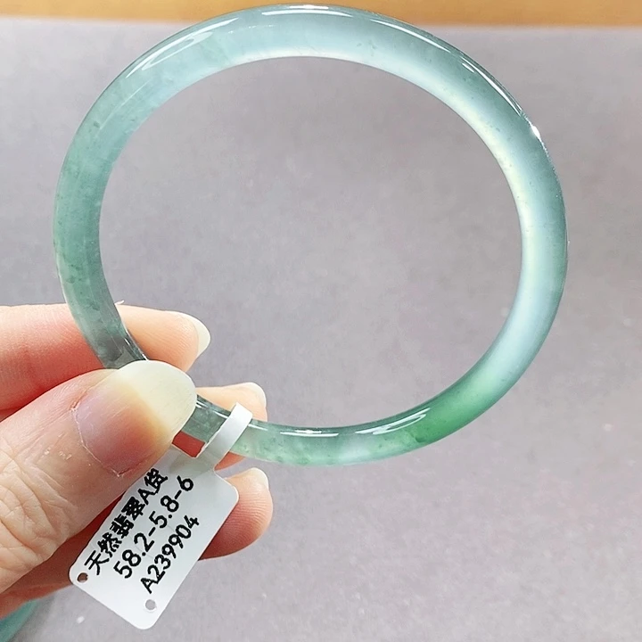 【闪购商品】未镶嵌手镯翡翠