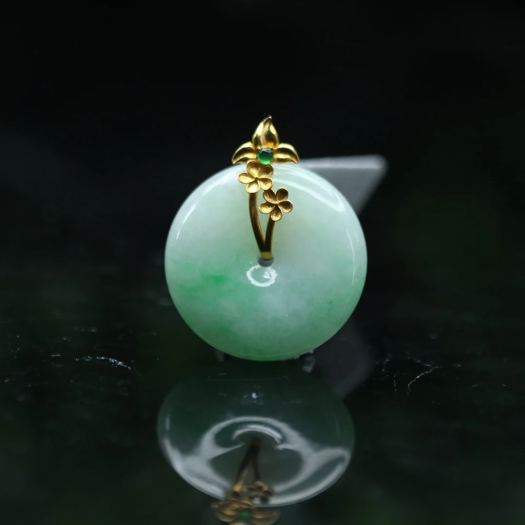 FC28天然缅甸翡翠A货18k平安扣吊坠/600418/保利厦门拍卖
