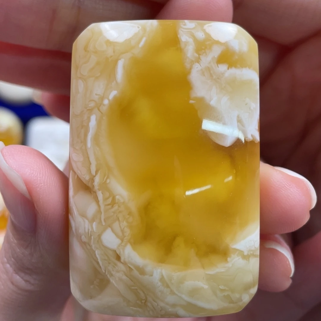 琥珀未镶嵌裸石琥珀蜜蜡