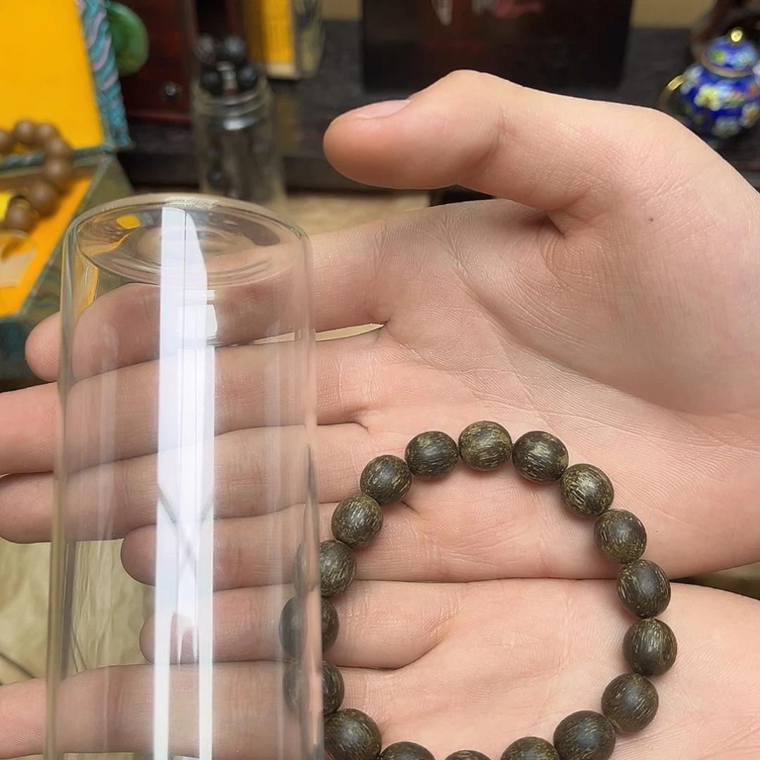 大叶紫檀（黑酸枝木类）