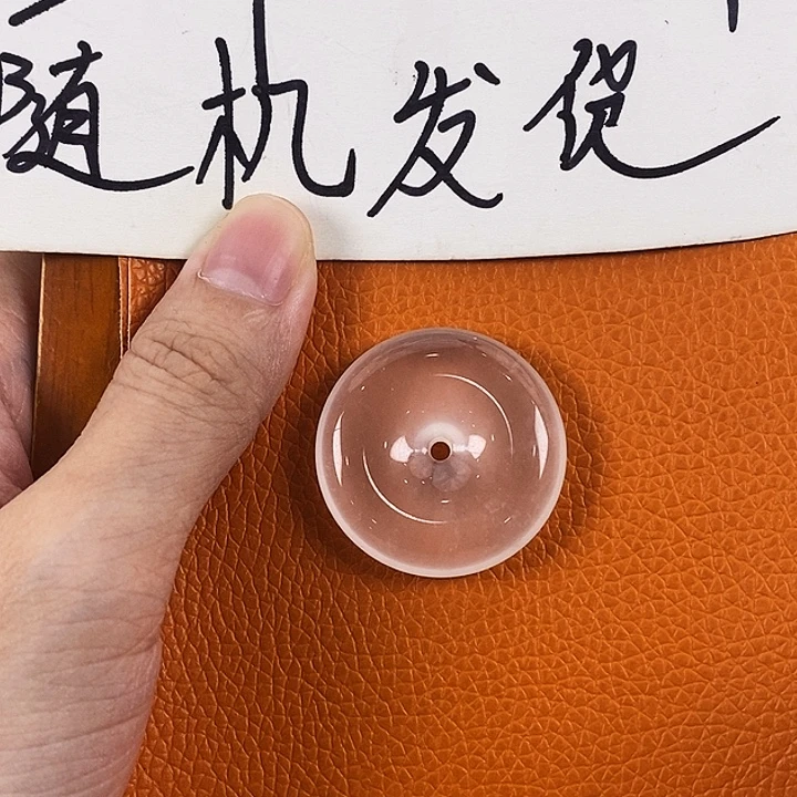 石英质玉未镶嵌颈饰