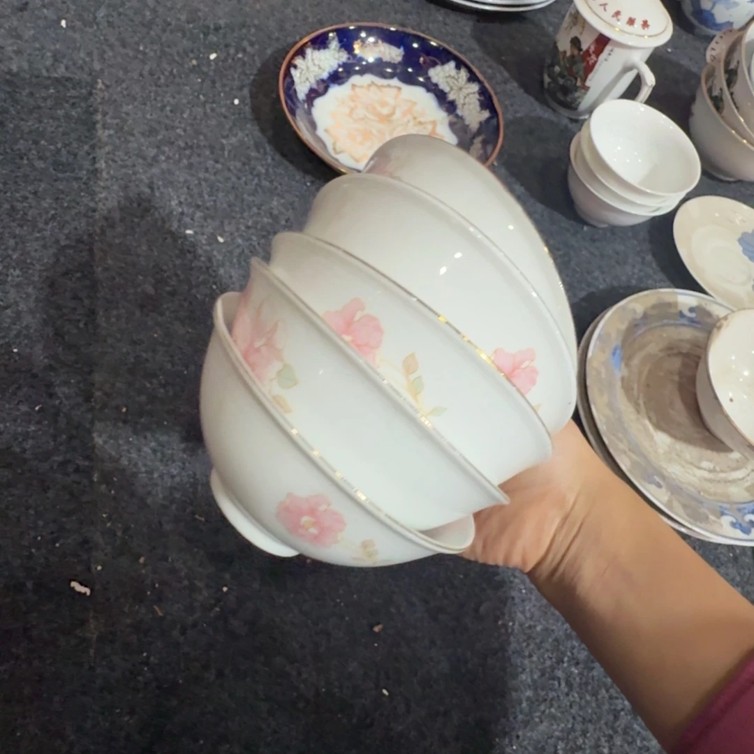 景德镇的陶瓷瓷器