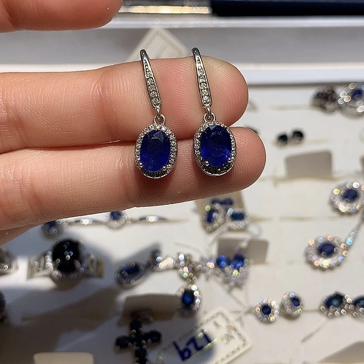 蓝宝石银S925镶嵌耳饰