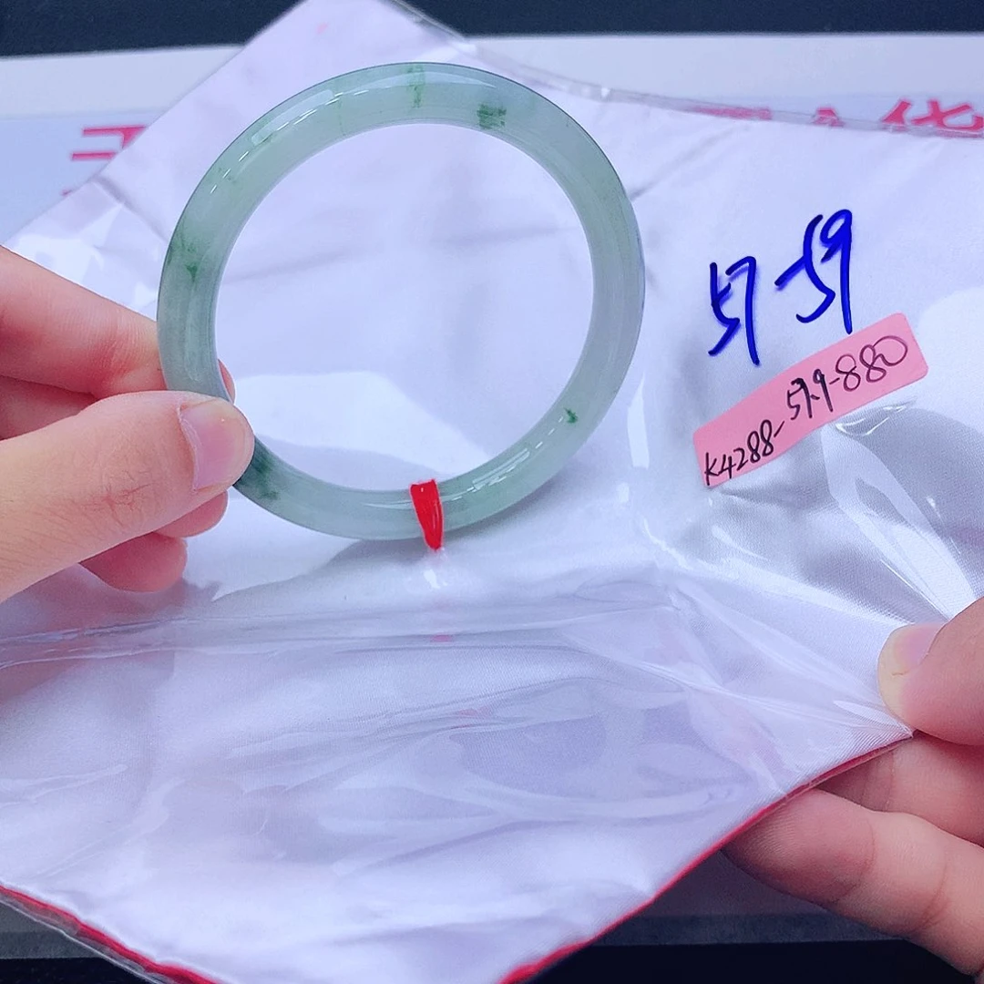 未镶嵌手镯翡翠翡翠