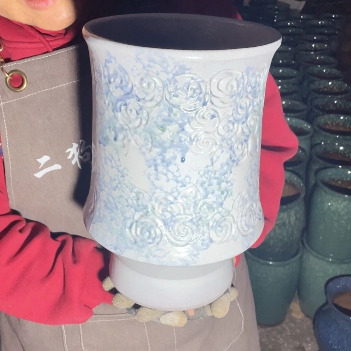 紫砂花盆口20高30瑕疵瑕疵