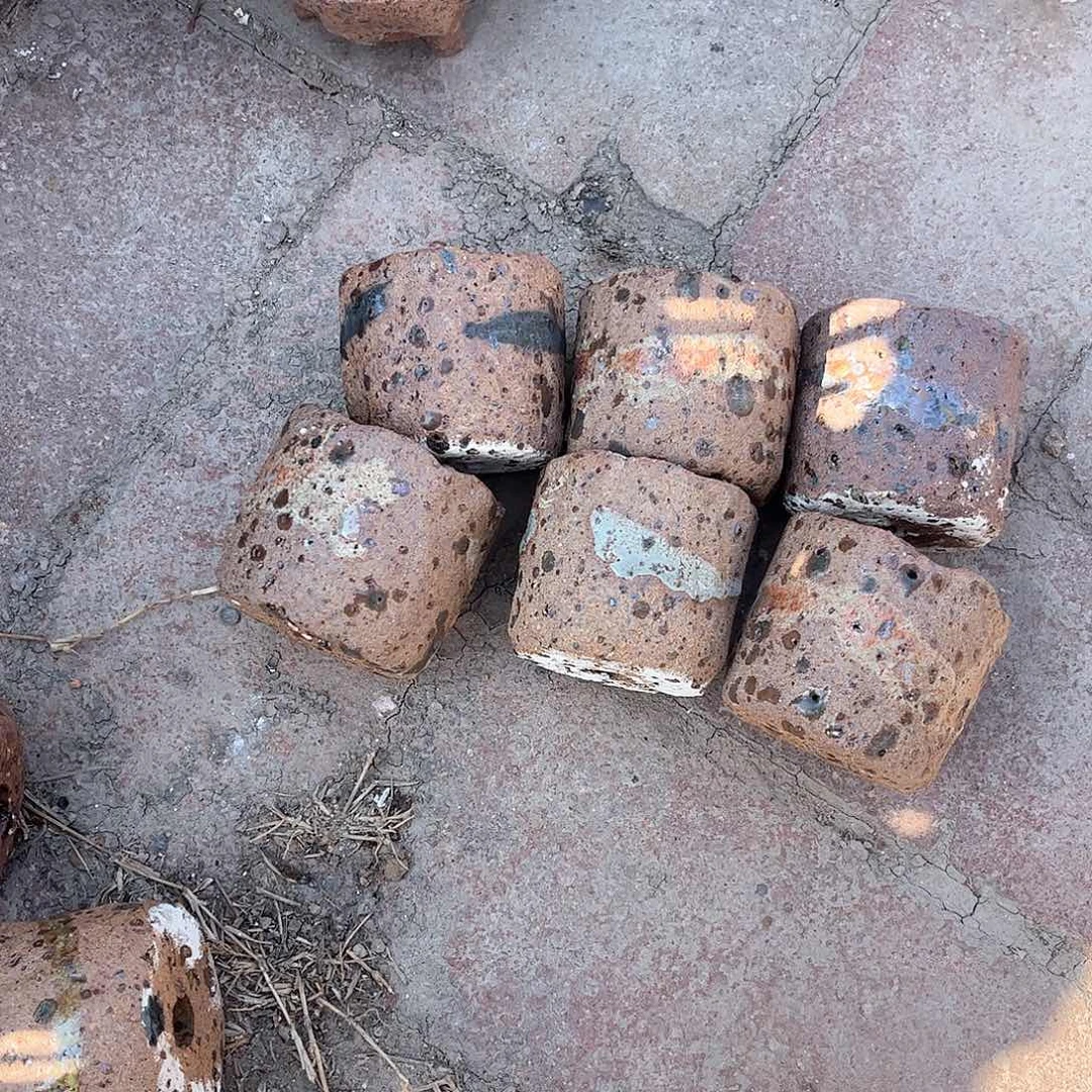 泥塑熊***墨古镇炻陶花盆