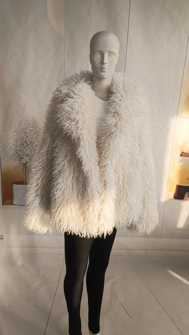 人造皮草 中长款白色V领常规款F