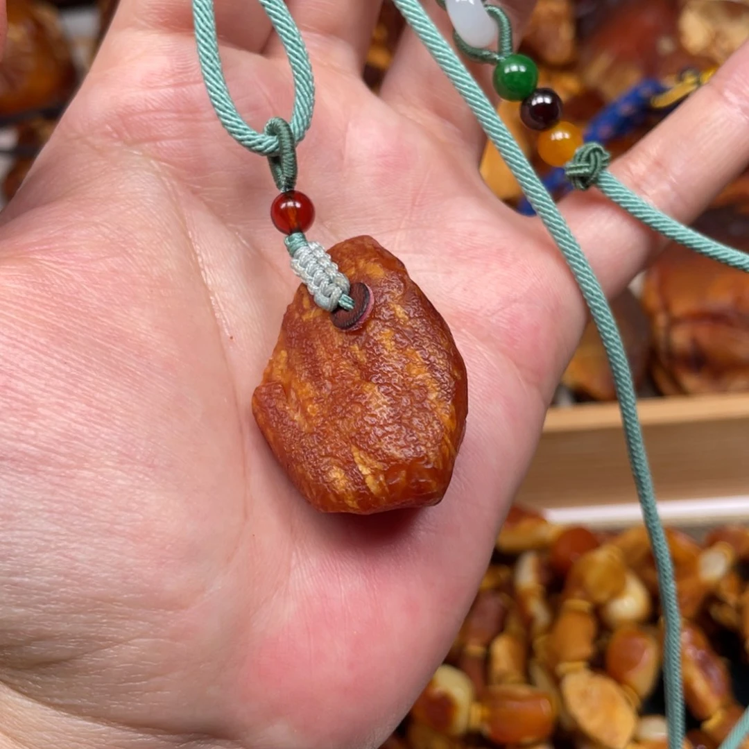 蜜蜡珠宝奇石未镶嵌