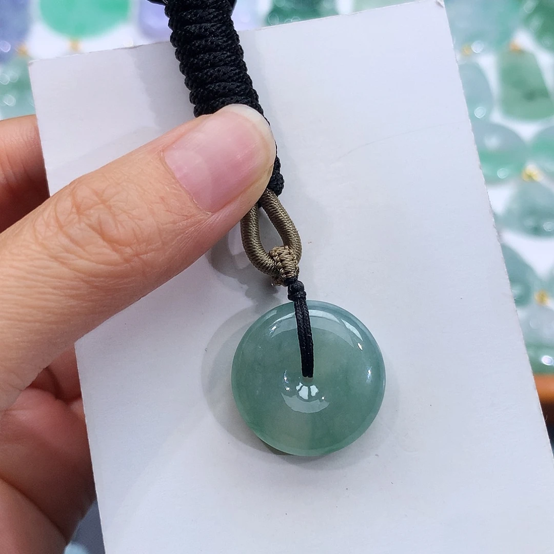 翡翠未镶嵌颈饰翡翠吊坠