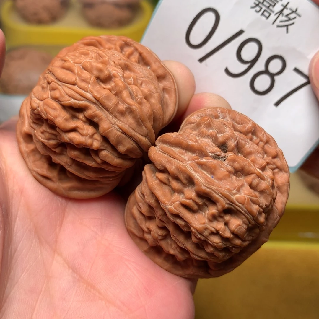 文玩核桃把件毕业汉高楼44