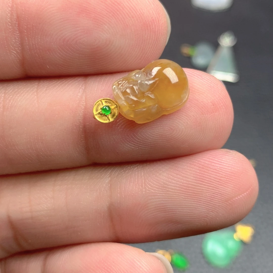 【闪购商品】颈饰18K金镶嵌翡翠翡翠