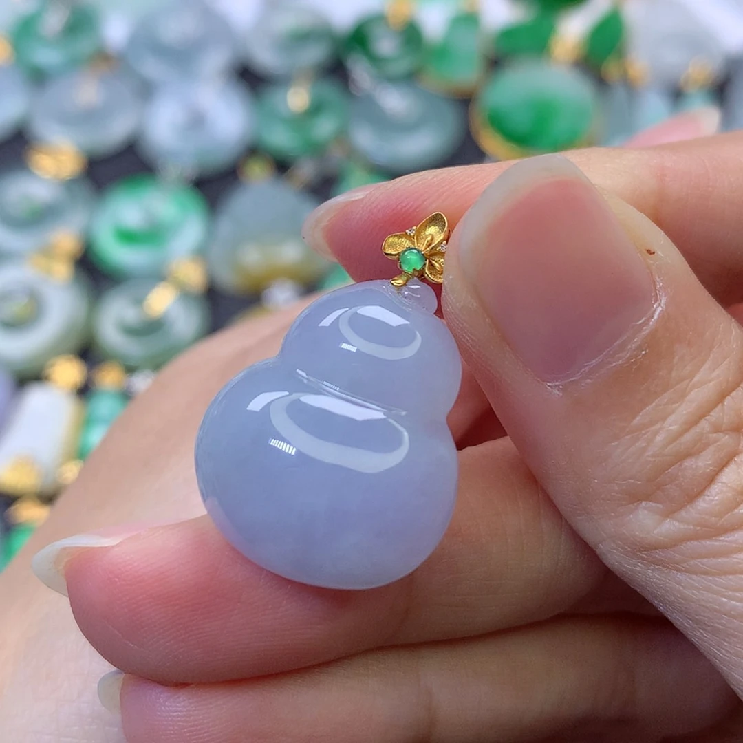 【闪购商品】吊坠(赠链)18K金镶嵌翡翠