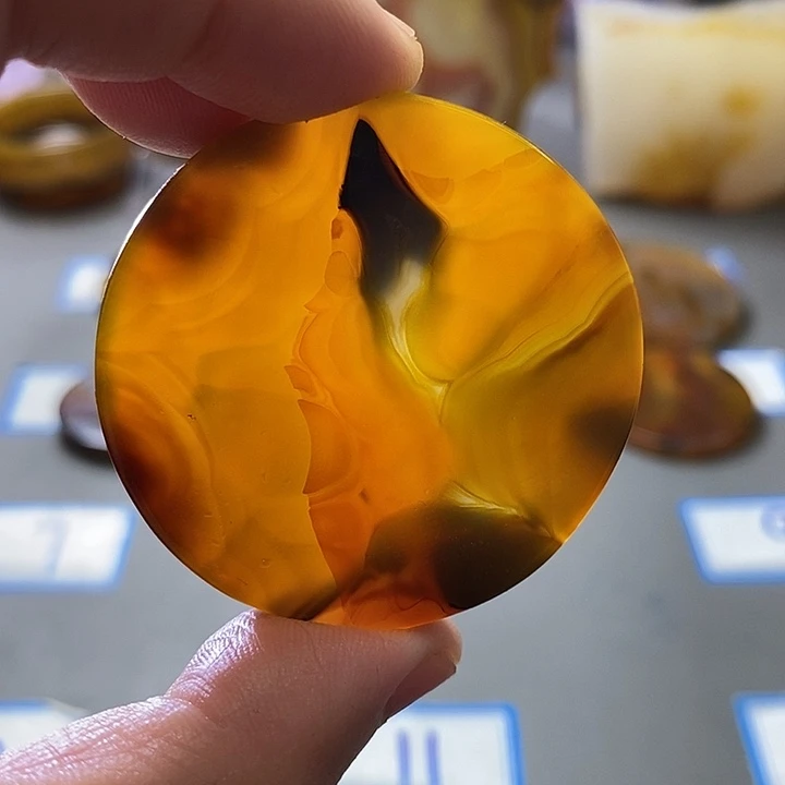 玛瑙/玉髓未镶嵌珠宝半成品18