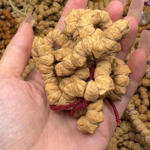 【闪购商品】吊坠柏香籽/百香籽?**+