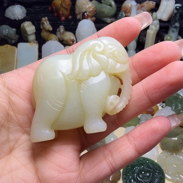 元***亨和田玉（糖玉）未镶嵌颈饰