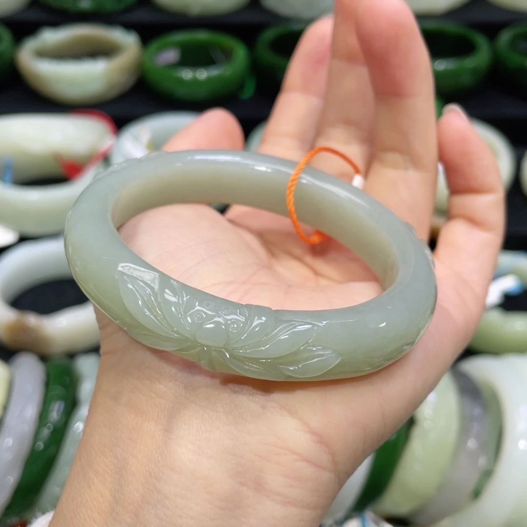未镶嵌手镯和田玉34