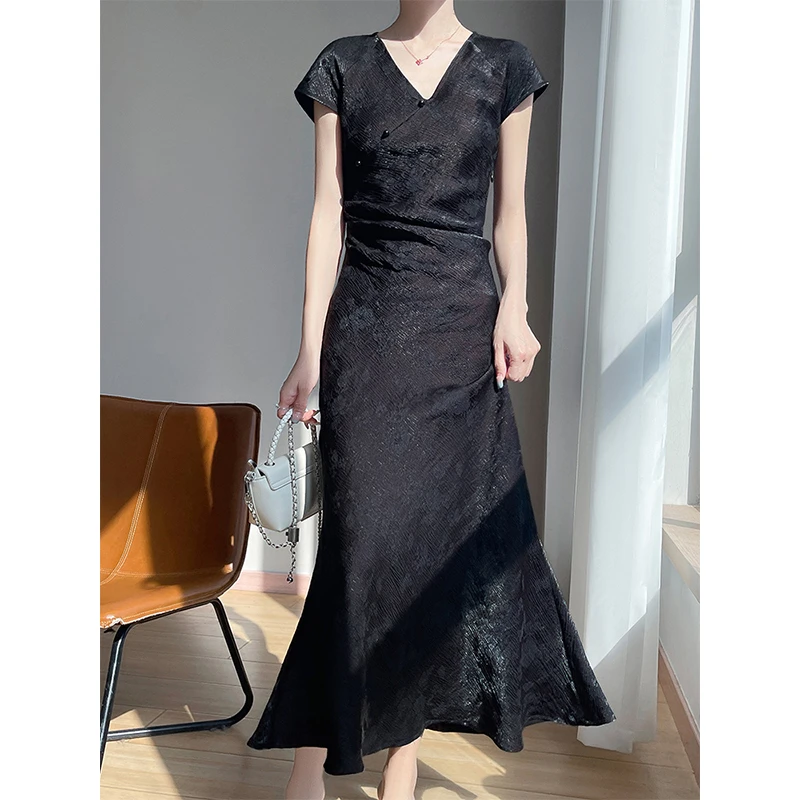 东方古韵改良包臀连衣裙女夏季国风新中式暗纹提花缎面长款鱼尾裙