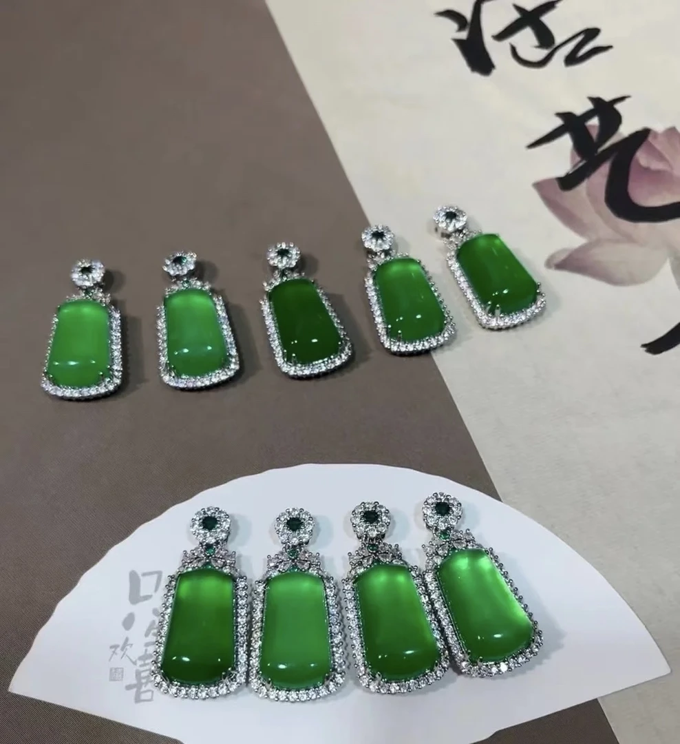 天然玛瑙玉髓平安无事牌