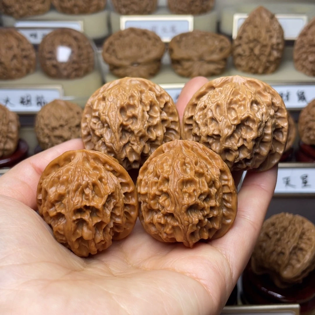 文玩核桃把件风**程苹果园41左右、37左右