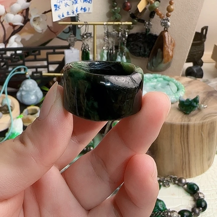 未镶嵌戒指翡翠未镶嵌戒指翡翠