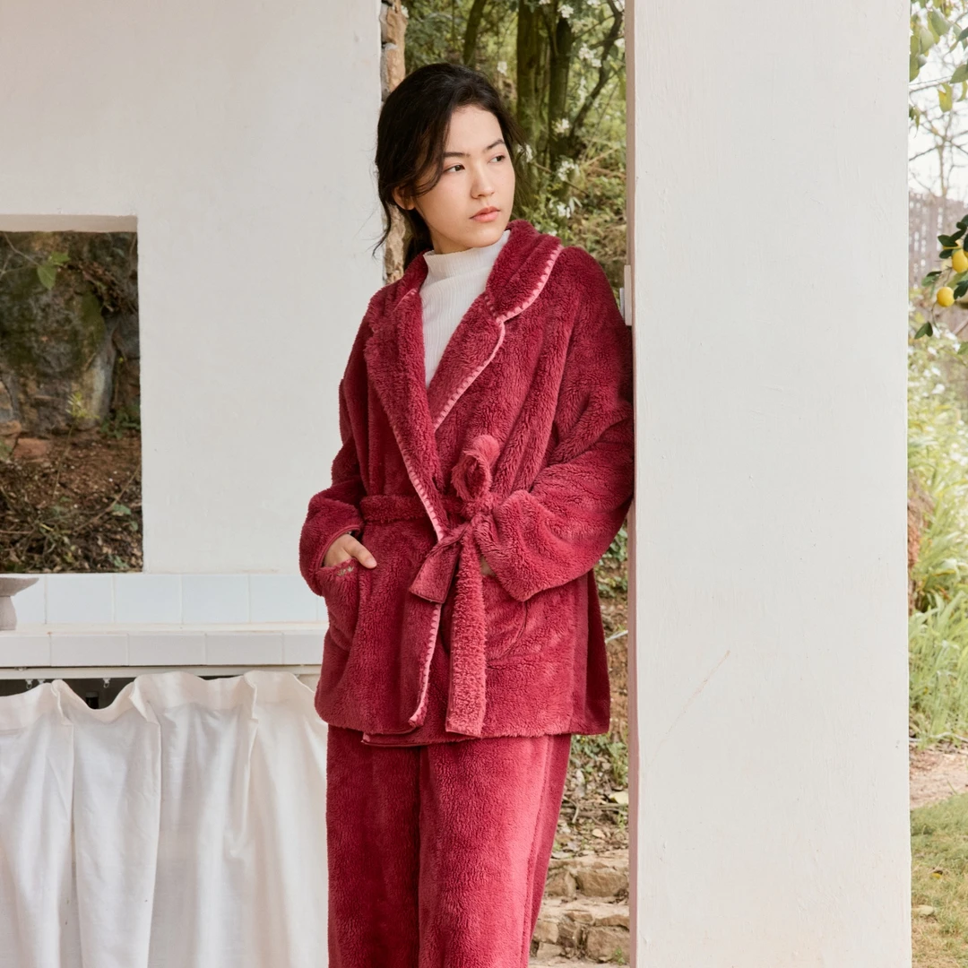 朵朵可可家居服女2025秋冬新款翻领加厚双面绒系带睡衣套装174