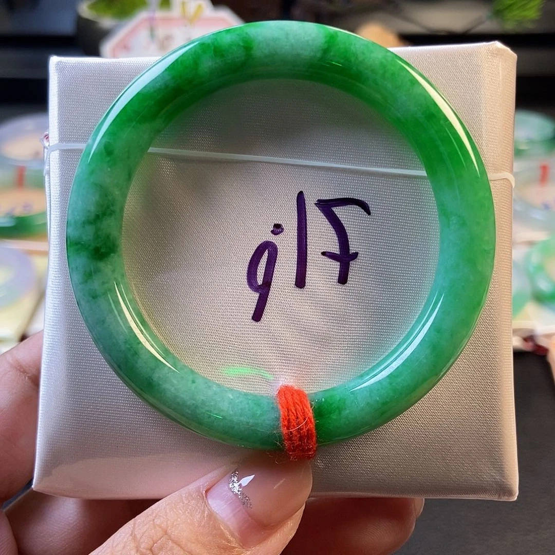 翡翠未镶嵌手镯25满色圆条