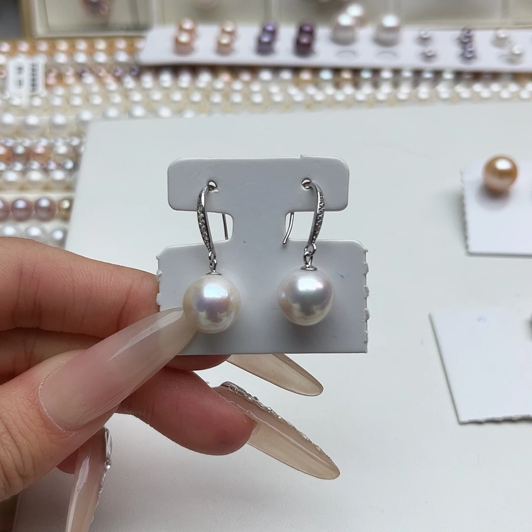 涵***、未镶嵌淡水珍珠耳饰