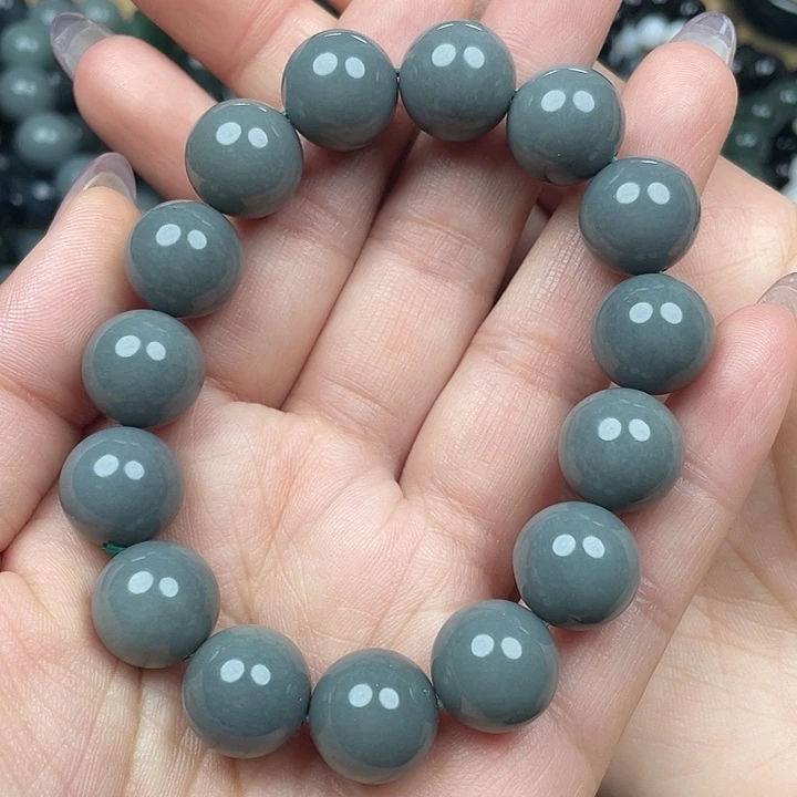 熊***哥和田玉未镶嵌手链