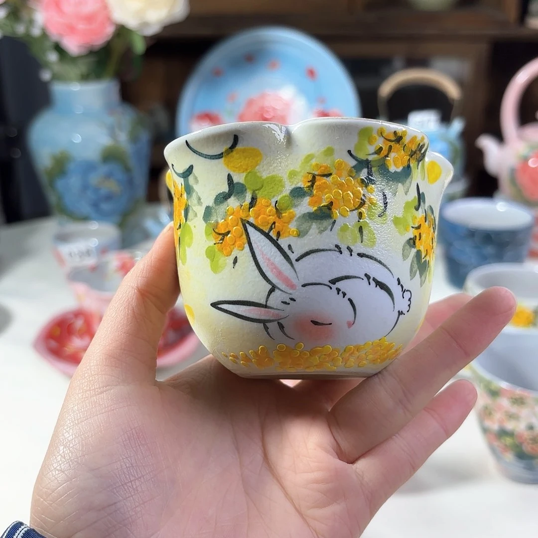 瓷片兔兔的小可爱太可爱