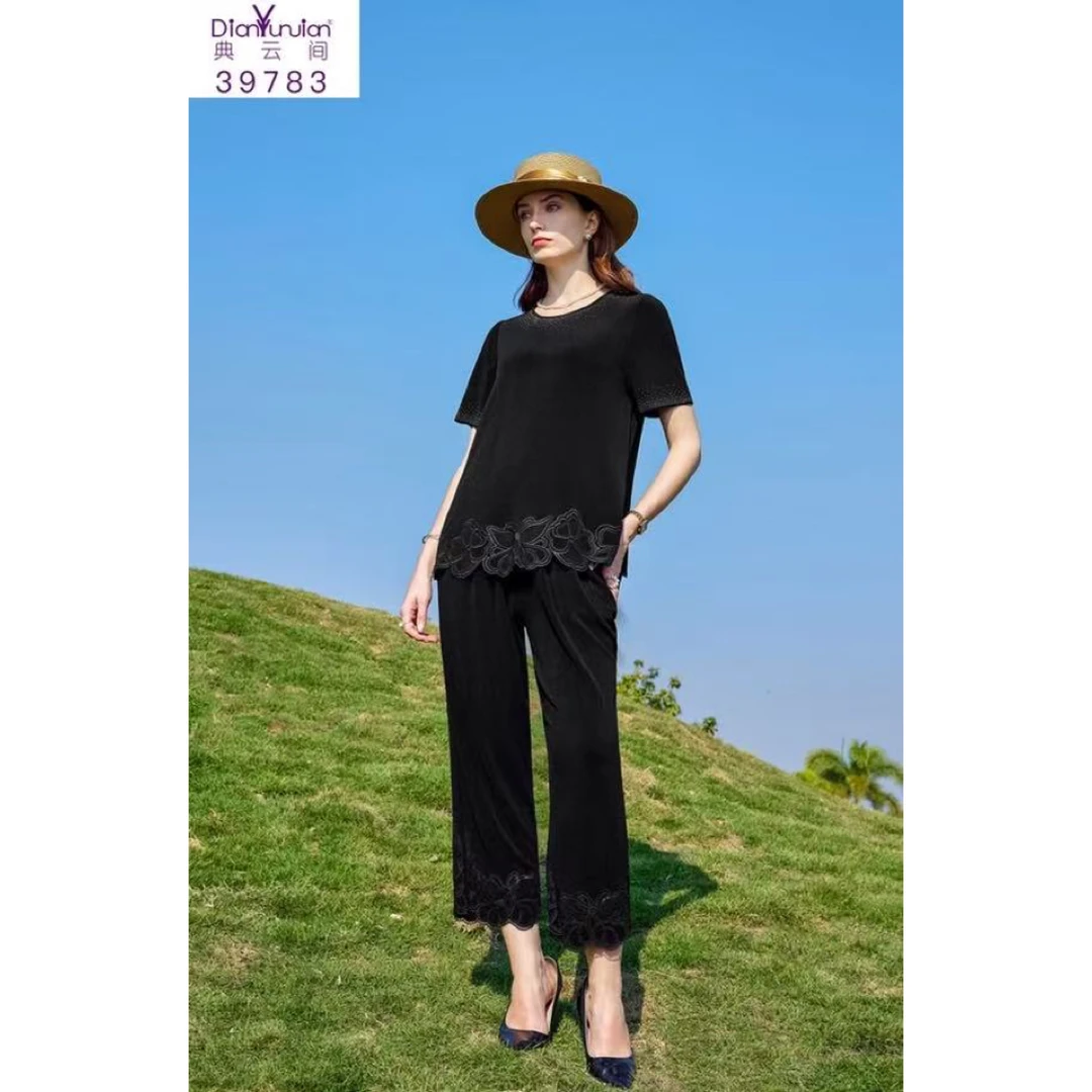39783夏装上衣搭配9分裤子洋气大码显瘦套装