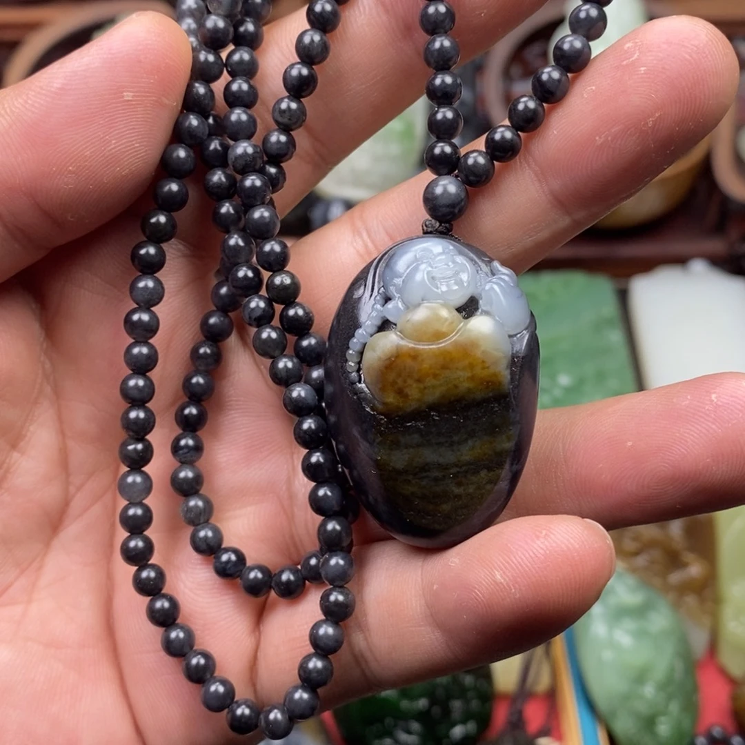 和田玉未镶嵌颈饰