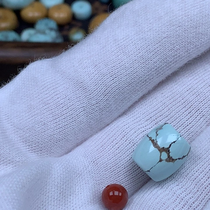 南红玛瑙未镶嵌珠宝奇石