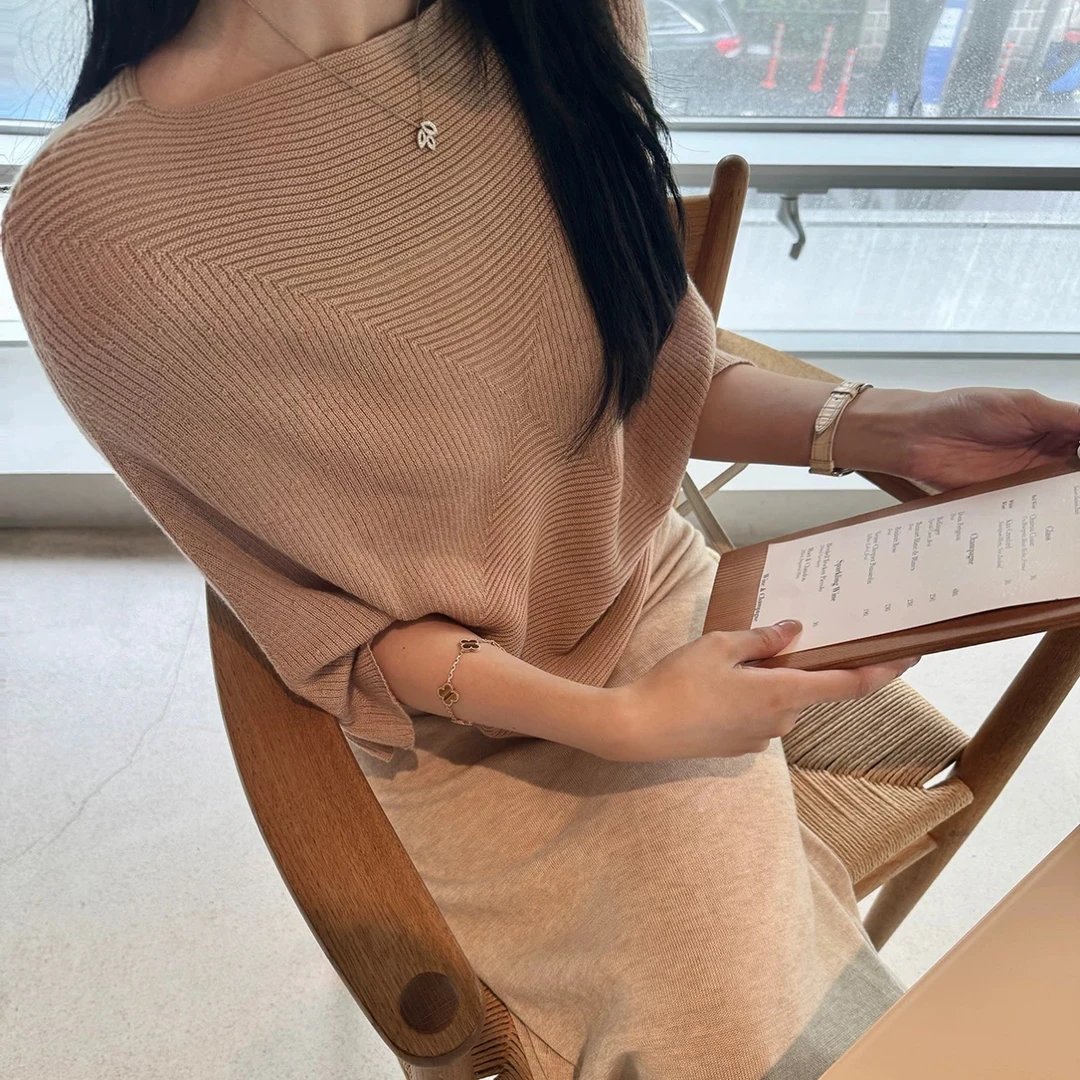 Zearzz 8/25 日代私服 不一样的松弛 低蝙蝠袖纹理感针织衫上衣女