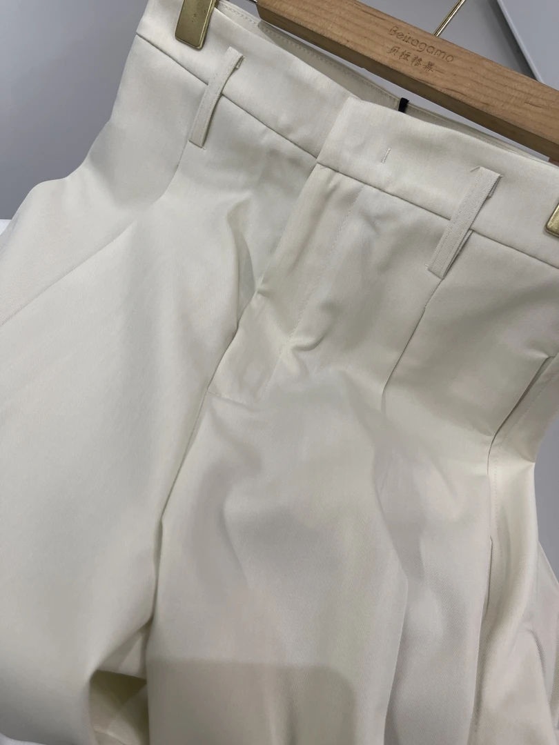 502*春秋新款奶油白万年裤