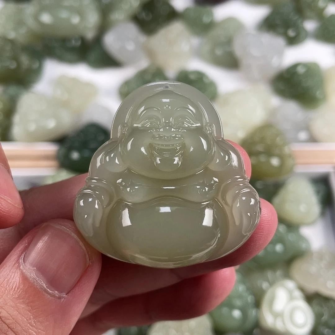 芹***子和田玉未镶嵌吊坠(不含链)