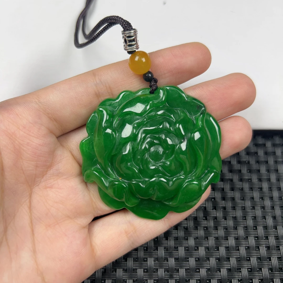 Z243阳绿厚无牡丹带绳精美百搭气质吊坠
