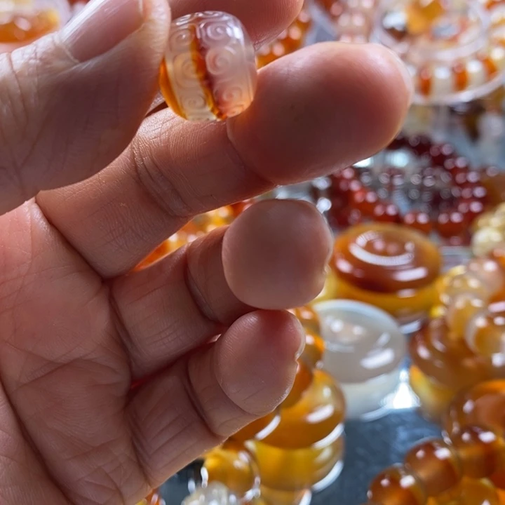 借***秋吊坠柏香籽/百香籽