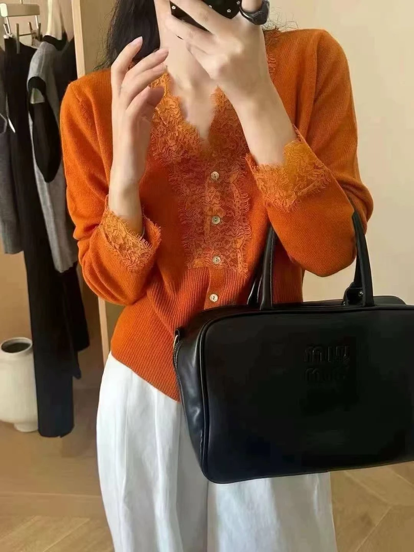 2025早春V领开衫针织女外套设计感小众蕾丝拼接毛衣内搭打底上衣