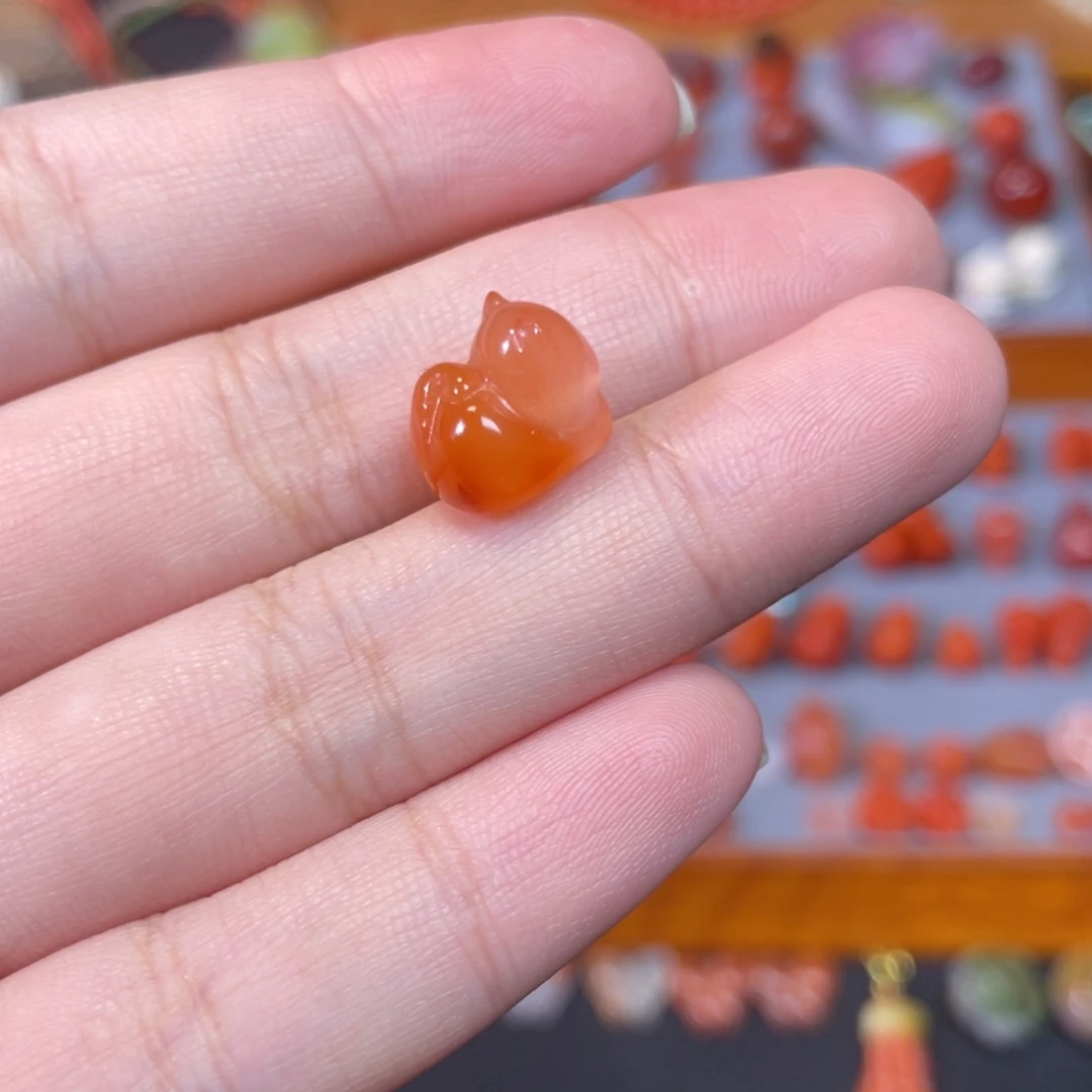 南红玛瑙未镶嵌趴趴猫