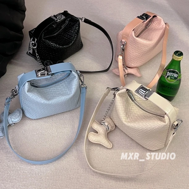 【糖果幸运星】时尚小众手提饭盒包轻便休闲单肩包斜挎包质感百搭