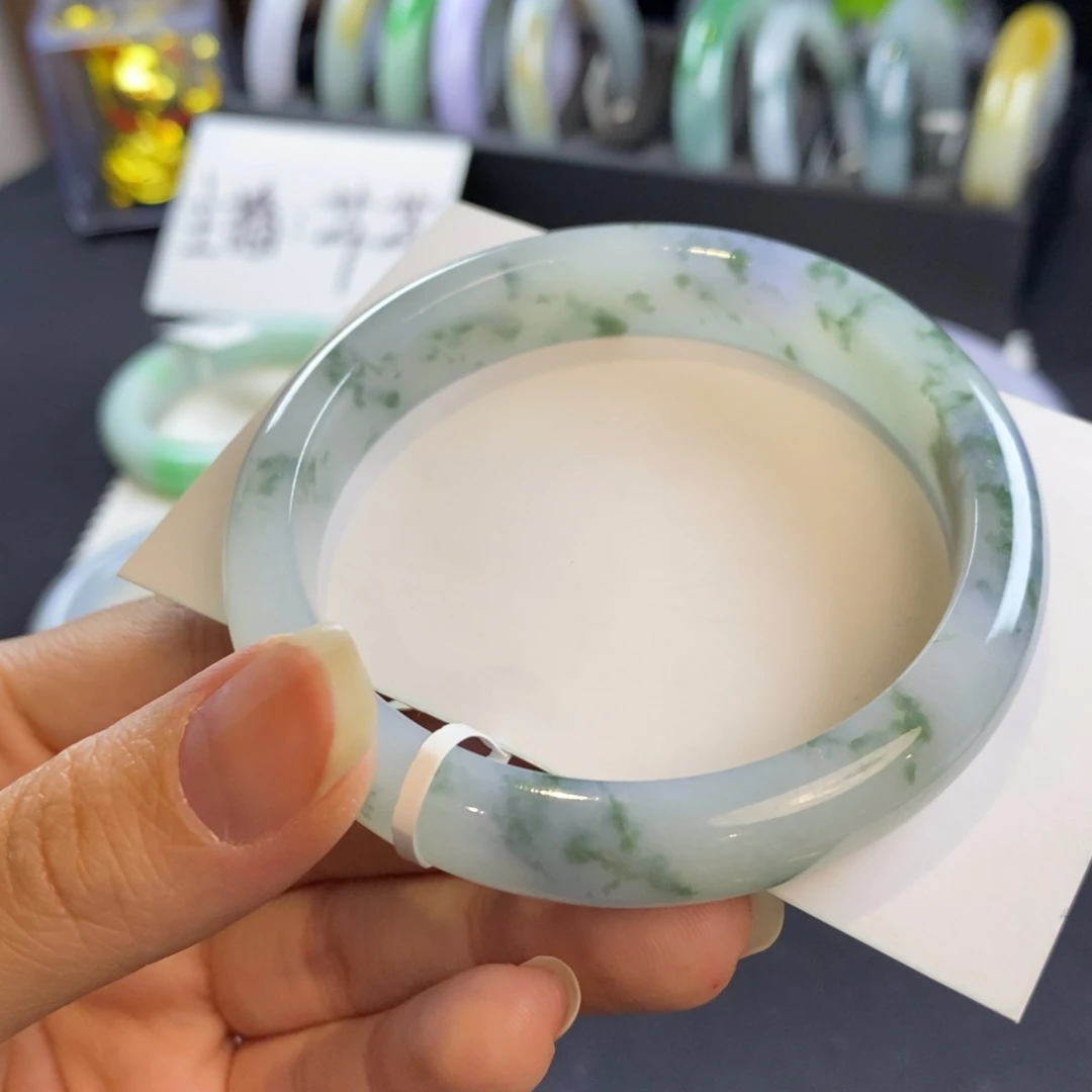 翡翠未镶嵌手镯莫奈57.4