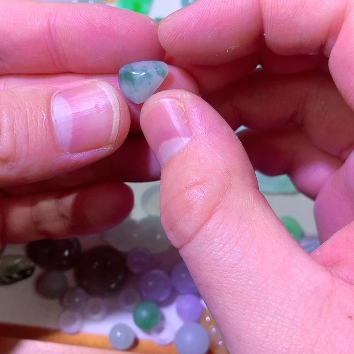 翡翠未镶嵌颈饰天然a货翡翠