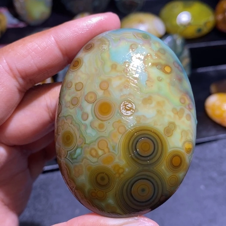 未镶嵌玛瑙/玉髓珠宝奇石