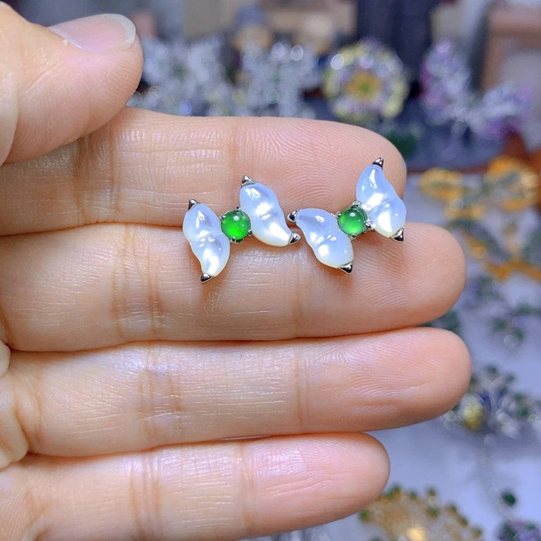 翡翠耳钉银S925镶嵌天然翡翠