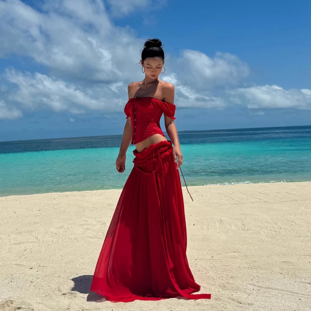 Younger Lady性感一字领绑带鱼骨吊带上衣褶皱蕾丝辣妹度假半身裙