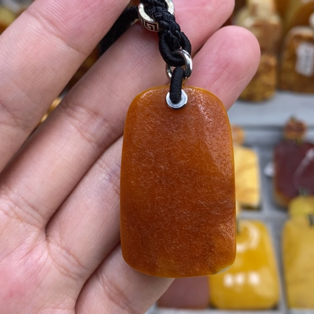 蜜蜡未镶嵌珠宝奇石