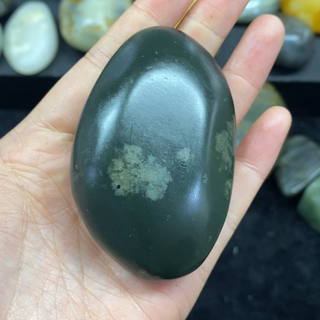 未镶嵌和田玉（糖玉）挂件